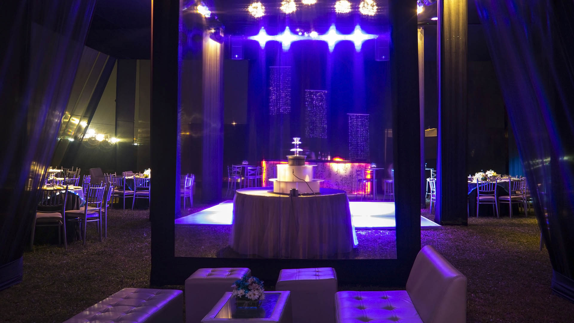 Fiesta de promoción - toldo decorado temática